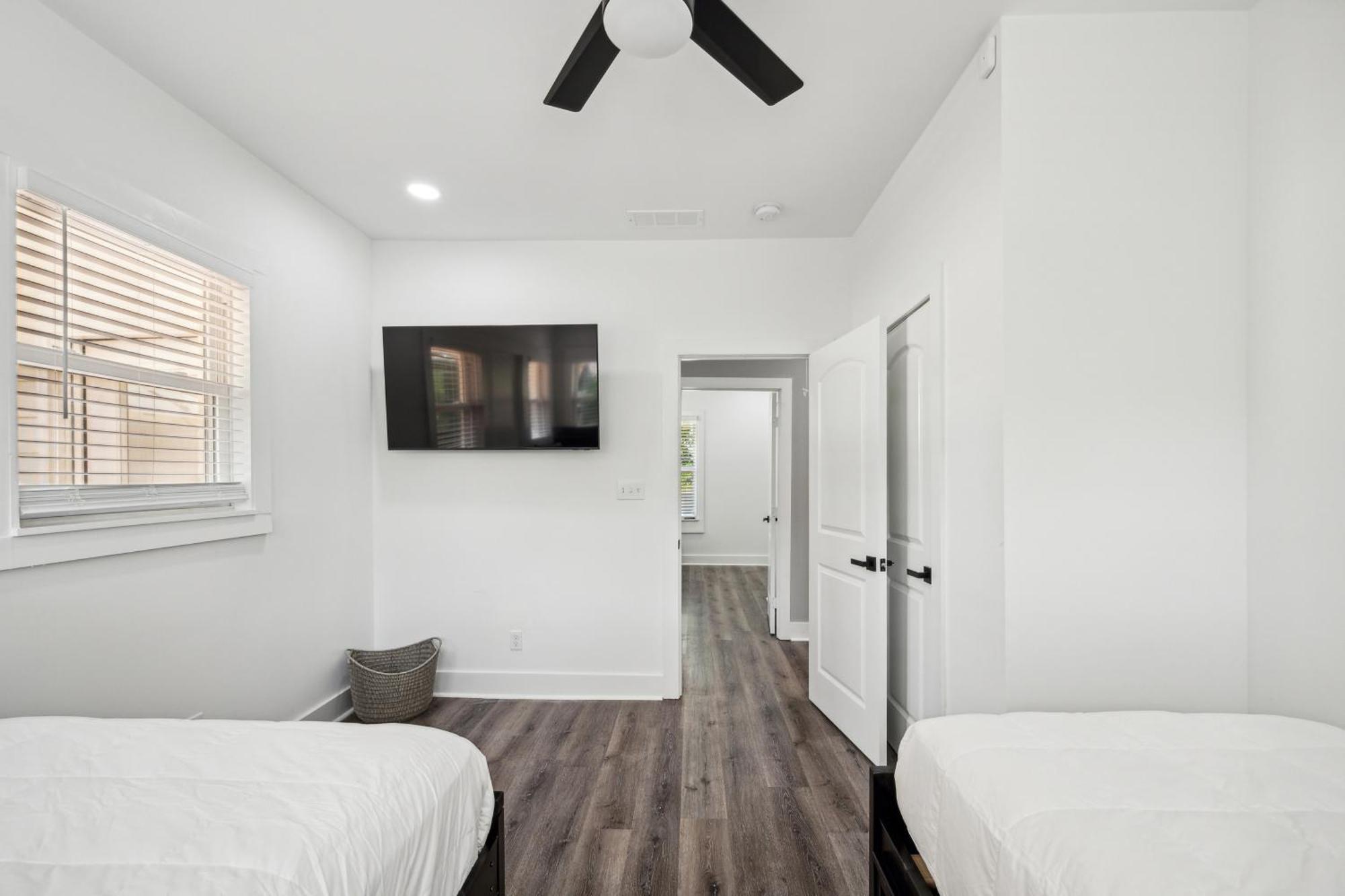 Villa Centrally Located In Atlanta-10 Mins From Ga Aquarium, Mercedes Benz Stadium, & Much Atlanta